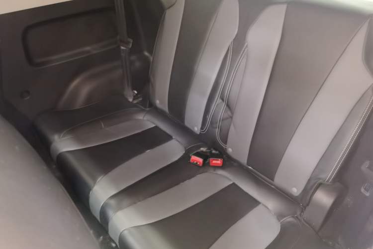 Used Roewe Clever 2022 311km QiQi BoBo Edition
