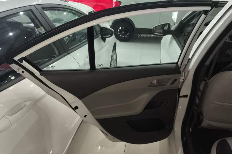 Used Chevrolet Sail 2015 Sail 3 1.3L AMT Ideal Edition
