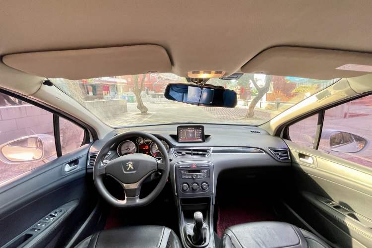 Used Peugeot 308 2014 Enjoy Edition Classic 1.6L Manual YouShang Model