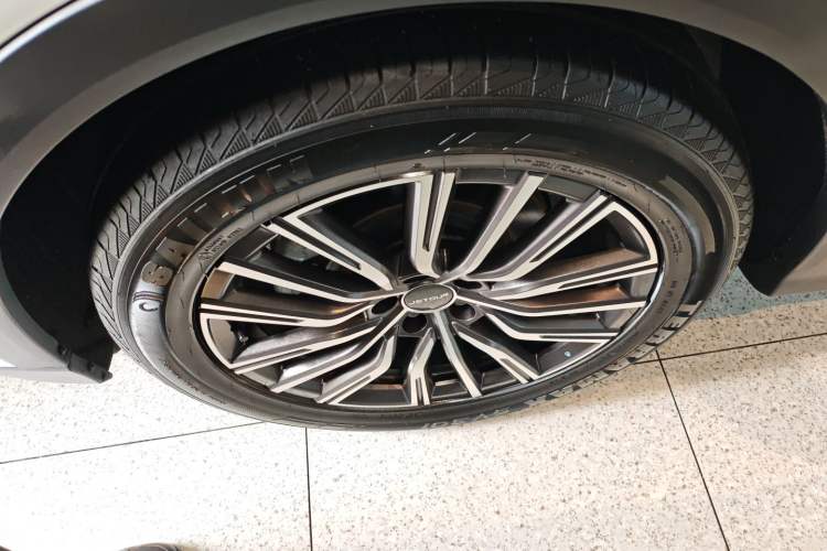 Used JETOUR X70 PLUS 2024 Champion Edition 1.5T DCT Champion PRO 5-Seater