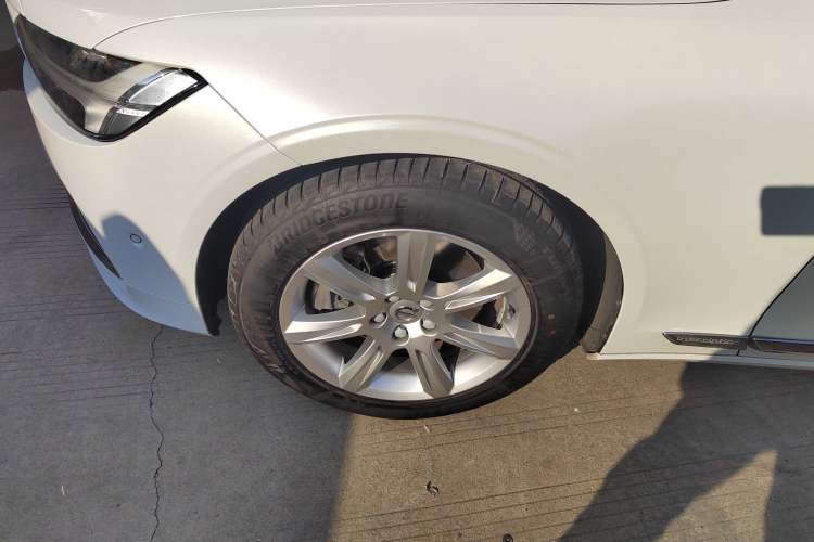 Used Volvo S90 2018 T4 Zhiyi Edition