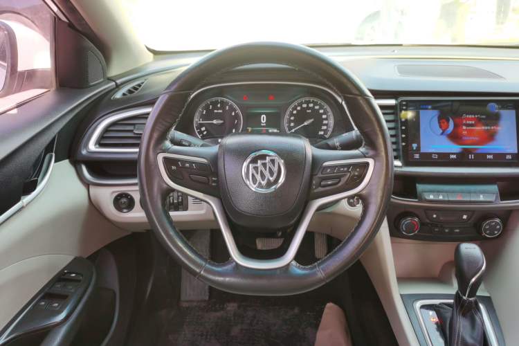 Used Buick GT 2018 15T Dual-Clutch Elite Model China V Standard
