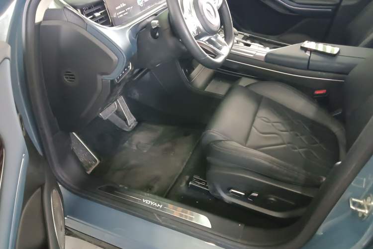 Used VOYAH FREE 2021 Four-Wheel Drive All-Electric First Edition Commemorative Edition Exclusive Luxury Package
