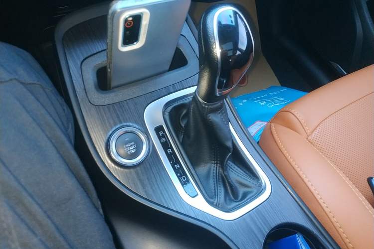 Used Chery Tiggo 7 2016 2.0L CVT Shining Edition
