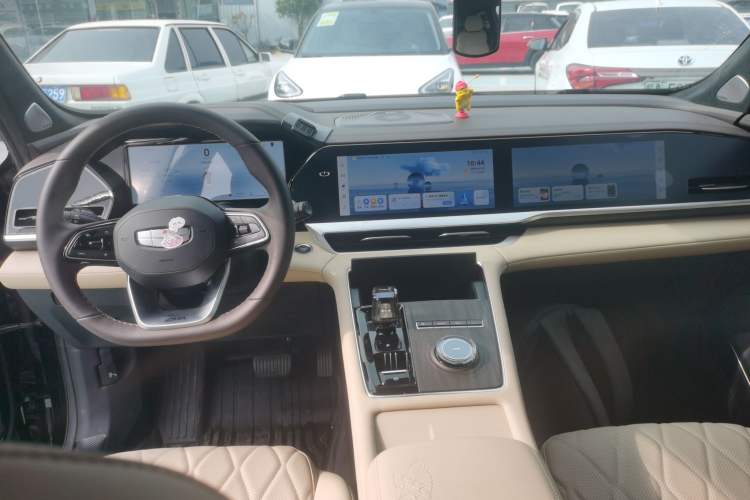 Used Geely Auto Monjaro L 2025 Dongfang Yao 2.0TD Automatic Lanxing Edition
