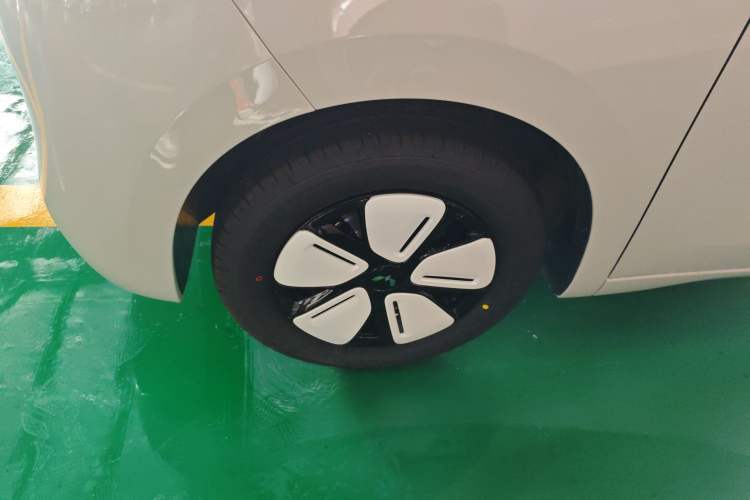 Used Wuling Hongguang MINIEV 2025 Four-Door Version Advanced Edition
