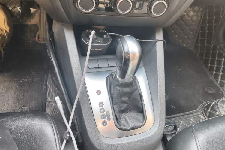 Used Volkswagen Sagitar 2014 Revised Version 1.6L Automatic Comfort Edition
