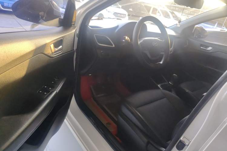 Used Hyundai Verna 2016 1.4L Manual Cool Edition GLS