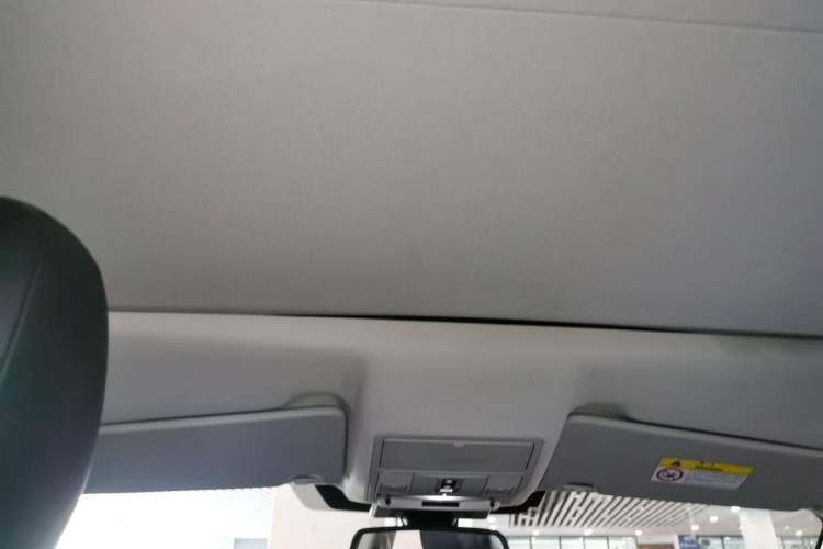 Used Land Rover Discovery Sport 2017 2.0T PURE
