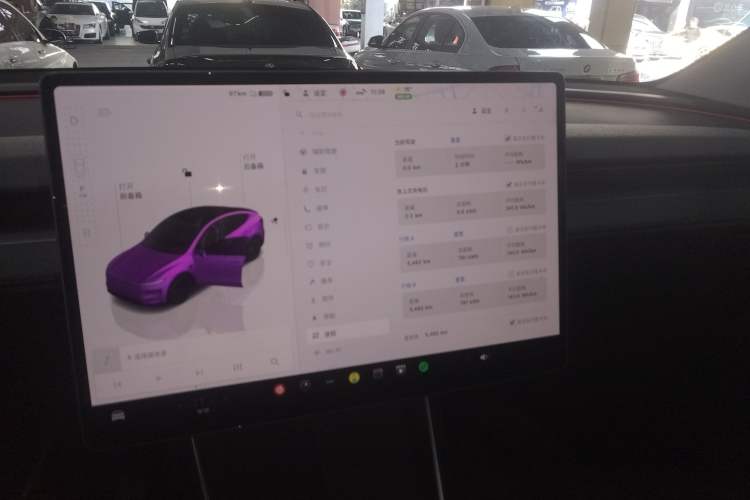 Used Tesla Model Y 2025 Rear-Wheel-Drive Version
