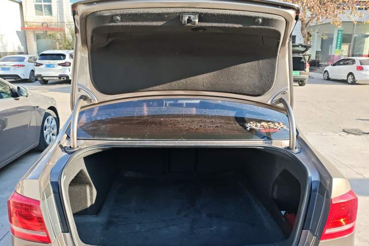 Used Volkswagen Magotan 2016 1.8TSI Smart Comfort Model
