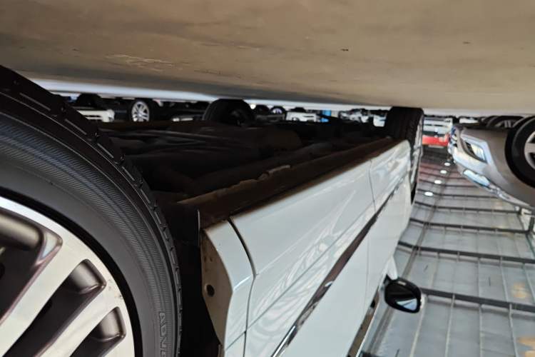 Used Honda Elysion 2016 2.4L Luxury Edition
