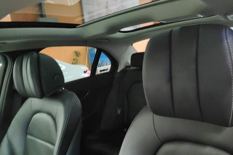 Used Mercedes-Benz C-Class 2017 Facelift C 200 L Sport Edition