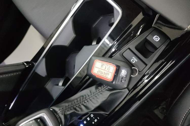 Used Toyota Camry 2024 Dual-Motor 2.0 HG Premium Edition