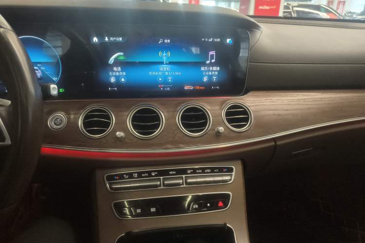 Used Mercedes-Benz E-Class 2022 Second Facelift E 300 L Fashion Edition