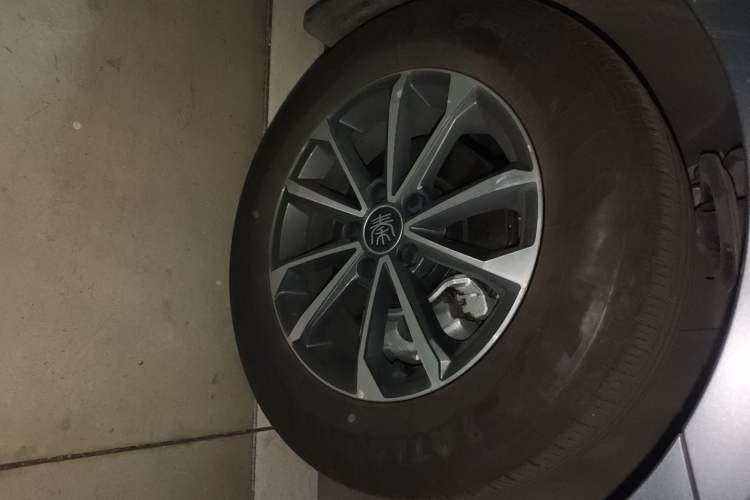 Used BYD Qin PLUS 2024 HONOR Edition DM-i 55KM Leading Model
