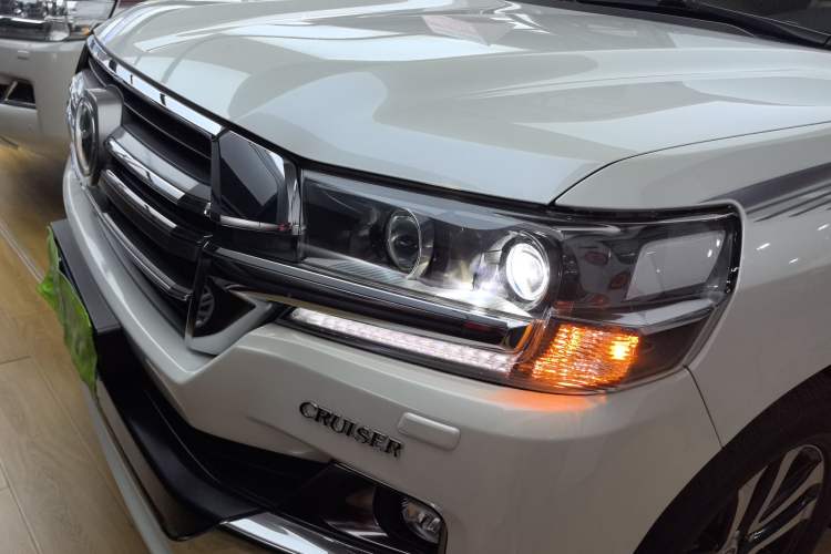 Used Toyota Land Cruiser 2019 4.0L GX-R GT 8-Cylinder Genuine Leather – Middle East