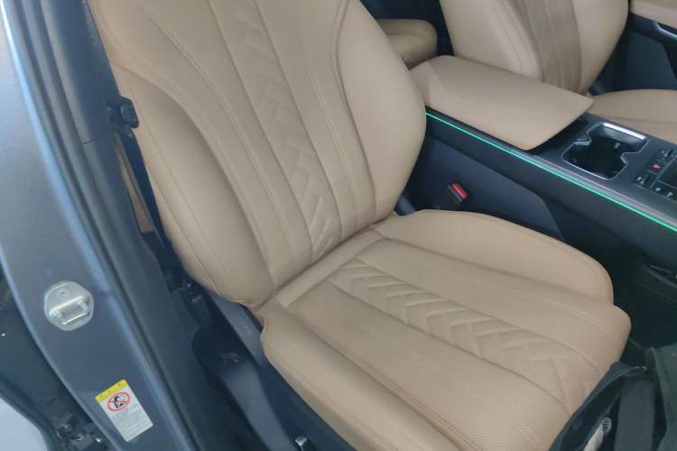 Used BYD Song L DM-i 2024 160 km Excellence Version
