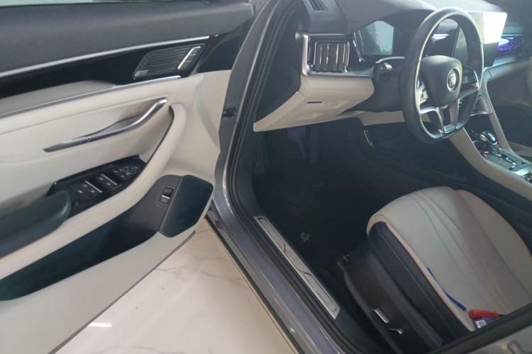 Used BYD Song PLUS New Energy 2021 EV Flagship Model
