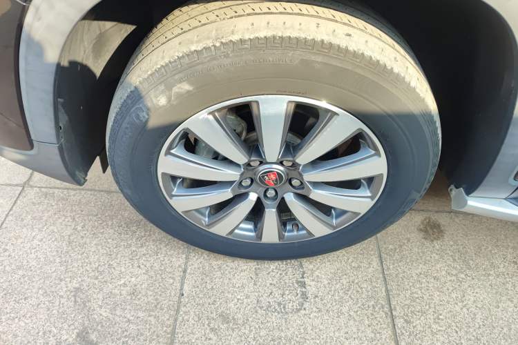 Used Roewe RX8 2019 30T Smart Connectivity Two-Wheel Drive Supreme Flagship Edition
