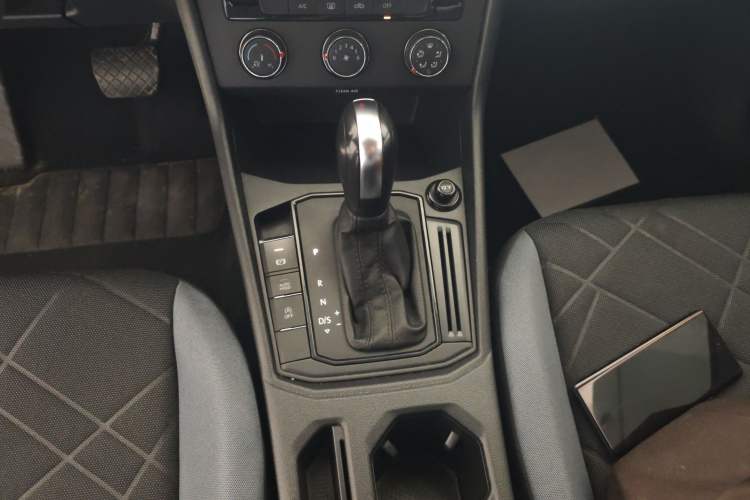 Used Volkswagen Lavida 2023 1.5L Automatic De Yi Edition