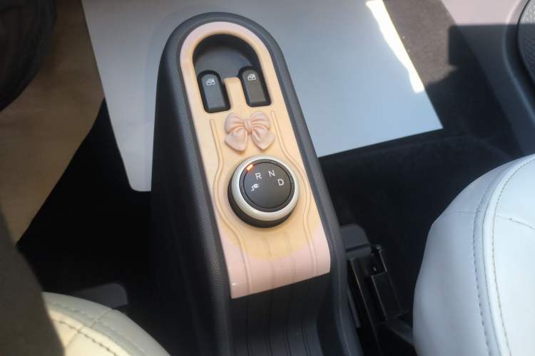 Used Wuling Hongguang MINIEV 2021 Macaron Fashion Model Lithium Iron Phosphate