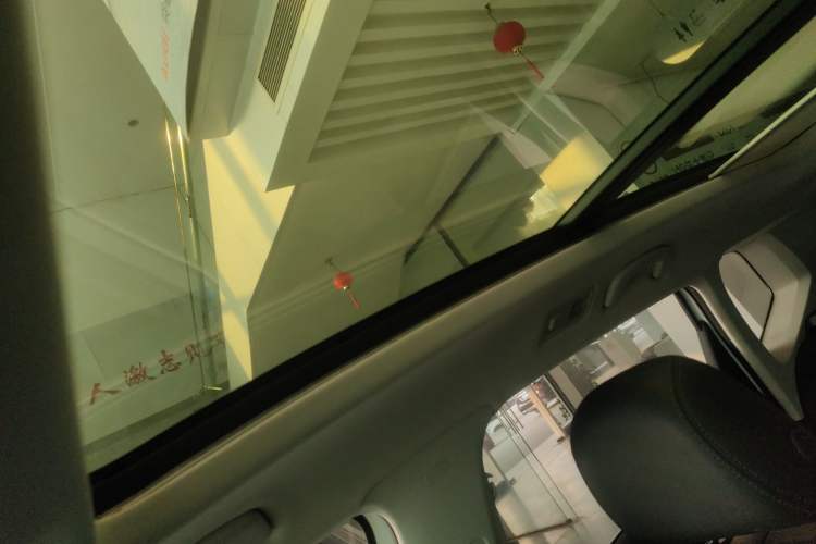 Used Volkswagen Tharu 2022 280TSI Two-Wheel-Drive Luxury Edition
