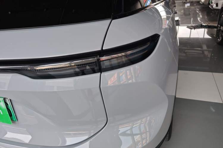 Used Nio ES6 2024 75 kWh
