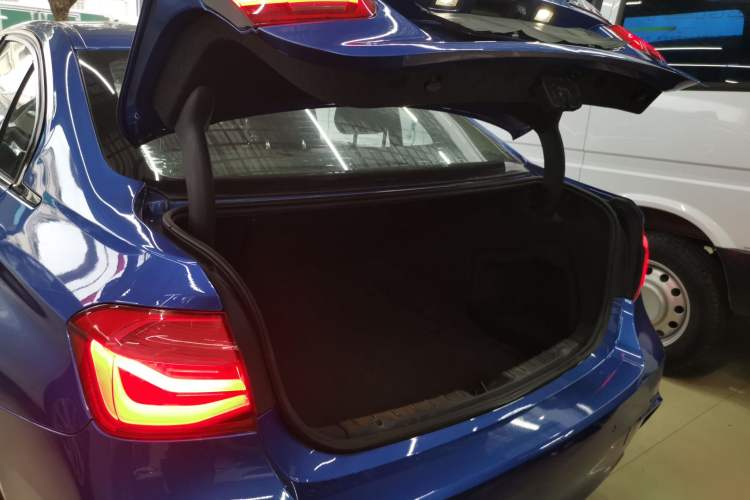 Used BMW 3 Series 2017 330Li M Sport Edition
