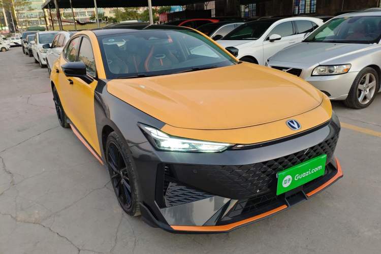 Used Changan UNI-V 2024 1.5T Prestige Sport Edition
