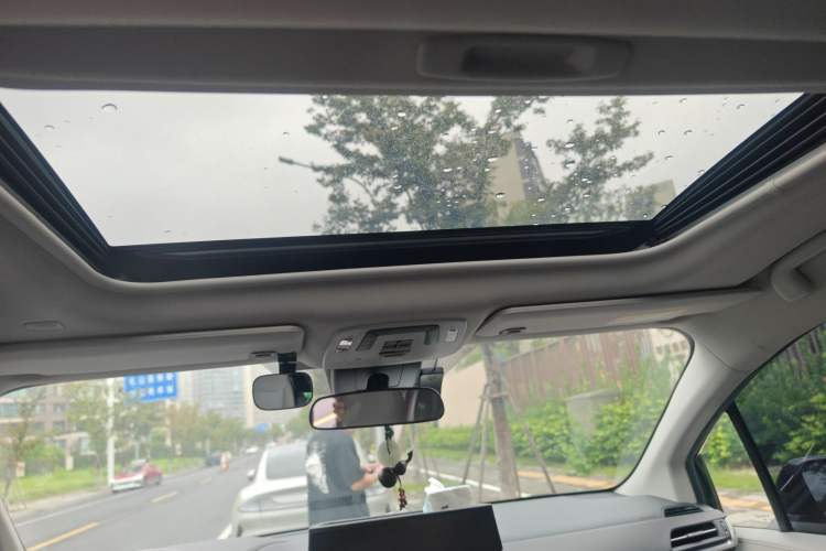 Used Toyota Sienna 2023 2.5L Hybrid Comfort Edition
