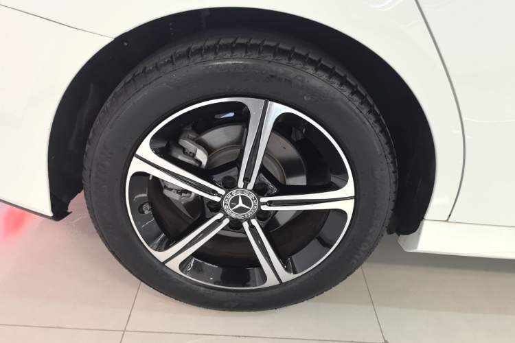 Used Mercedes-Benz A-Class 2024 A 200 L Fashion Model
