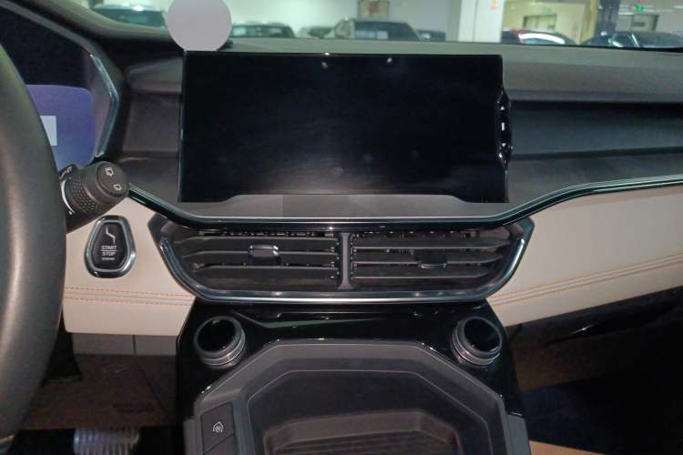 Used Lynk & Co 06 EM-P 2022 PHEV 84 km Range Pro Version
