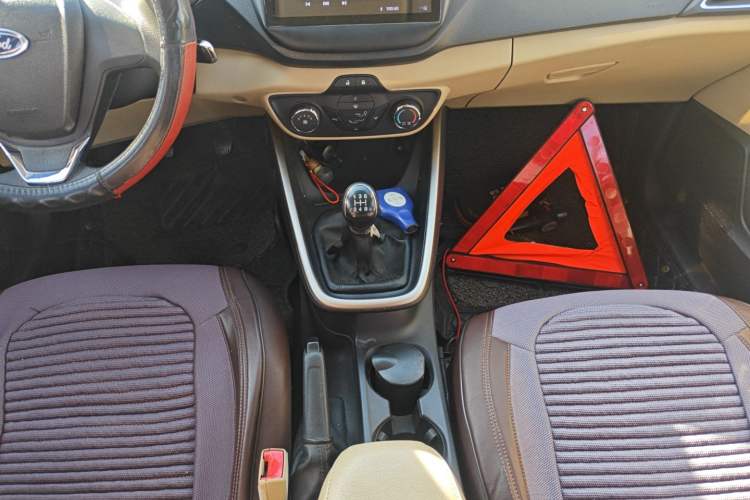 Used Ford Escort 2017 Revised Version 1.5L Manual Comfort Edition