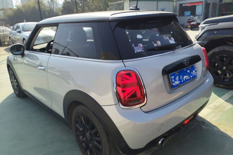 Used  MINI 2019 1.5T COOPER Classic Edition

