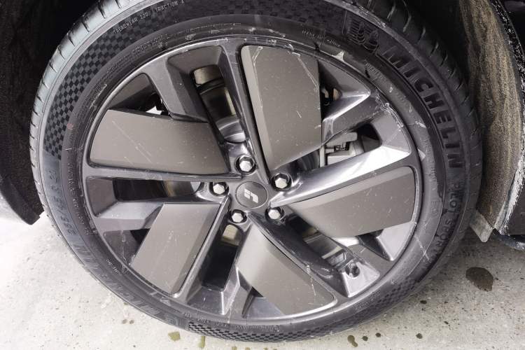 Used Li Auto L9 2025 Ultra Smart Refreshed Edition