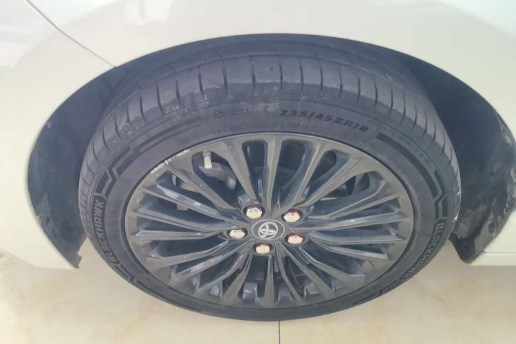 Used Toyota Avalon 2019 2.0L XLE Premium Edition China VI
