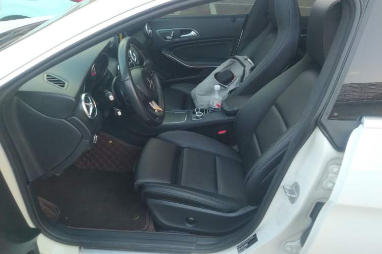 Used Mercedes-Benz CLA 2017 Facelifted CLA 200 Stylish Edition
