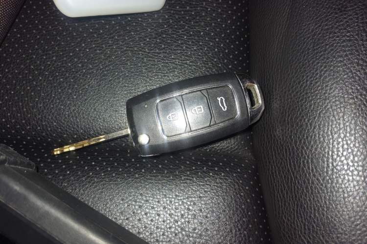 Used Honda Vezel 2015 1.5L CVT two-wheel drive Comfort trim