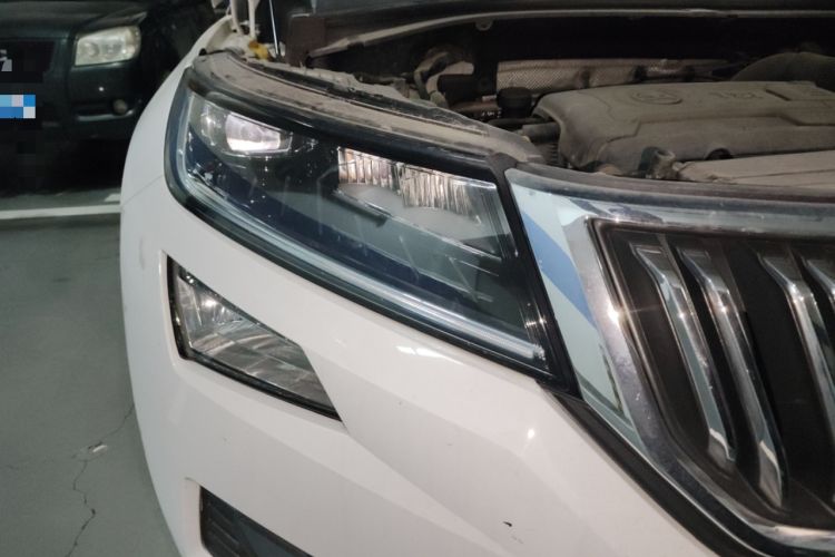 Used Skoda Kodiaq 2017 TSI330 7-Seater Two-Wheel-Drive Luxury Edition
