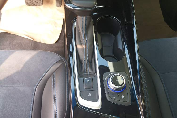 Used Buick Velite 6 2022 Plug-in Hybrid Connected Smart Model
