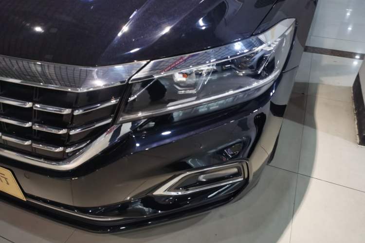 Used Volkswagen Passat 2020 330TSI Elite Edition China VI
