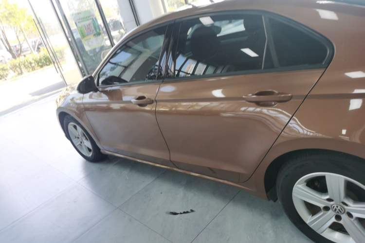 Used Volkswagen Lamando 2017 230TSI DSG Fashion Edition
