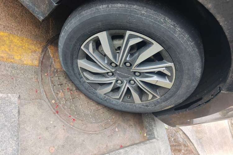 Used SAIC MAXUS G20 2021 PLUS 2.0T Gasoline Automatic Prestige Executive Edition