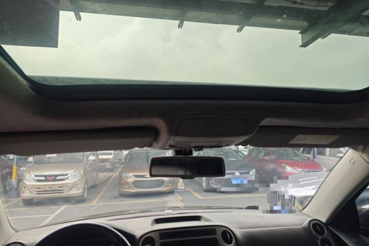 Used Volkswagen Tiguan 2015 1.8TSI Automatic Two-Wheel Drive Luxury Model
