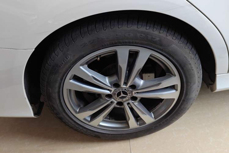 Used Mercedes-Benz C-Class 2017 Facelift C 200 L Sport Edition