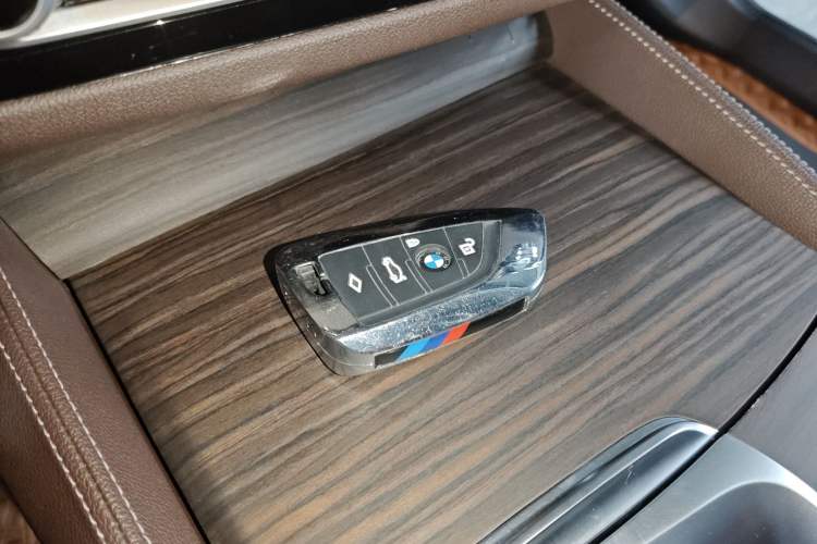 Used BMW 5 Series 2021 530Li xDrive Luxury Package
