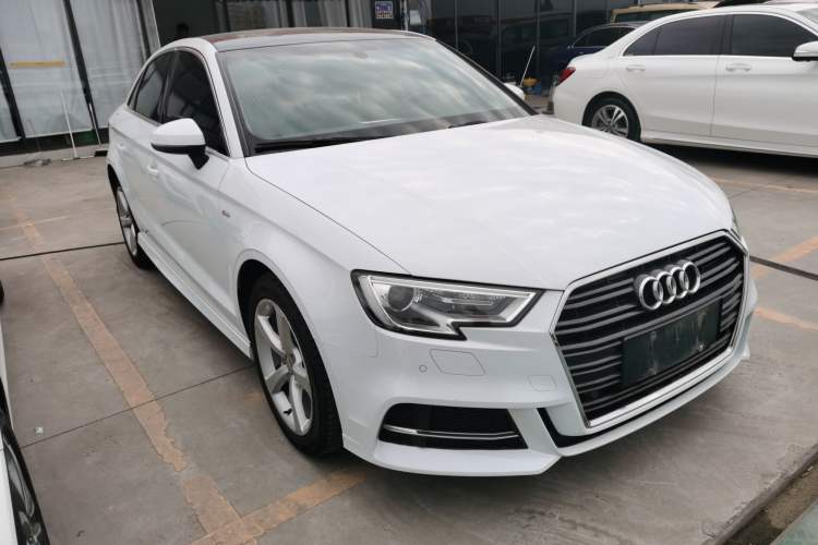 Used Audi A3 2017 Limousine 35 TFSI Fashion Model
