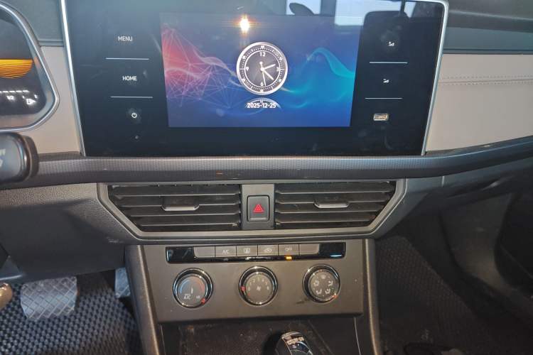 Used Volkswagen Bora 2024 200TSI DSG Comfort Edition
