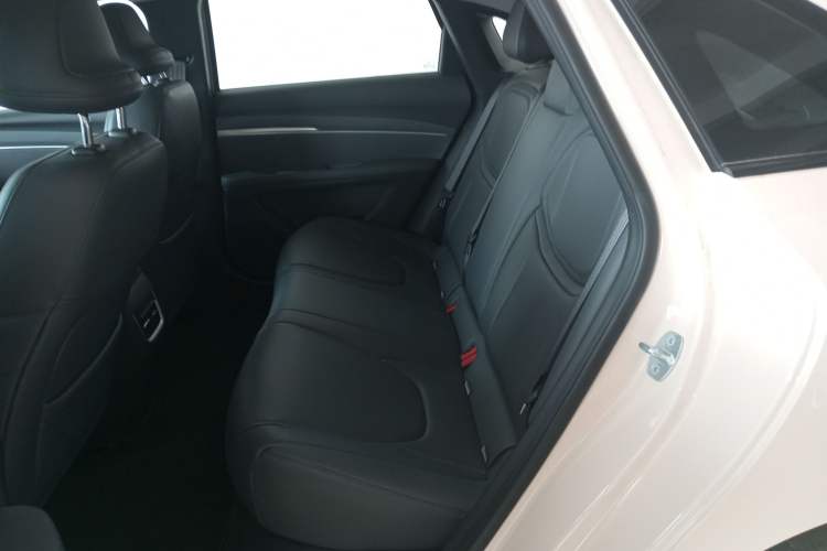 Used XPeng MONA M03 2024 620 with Ultra-Long Range
